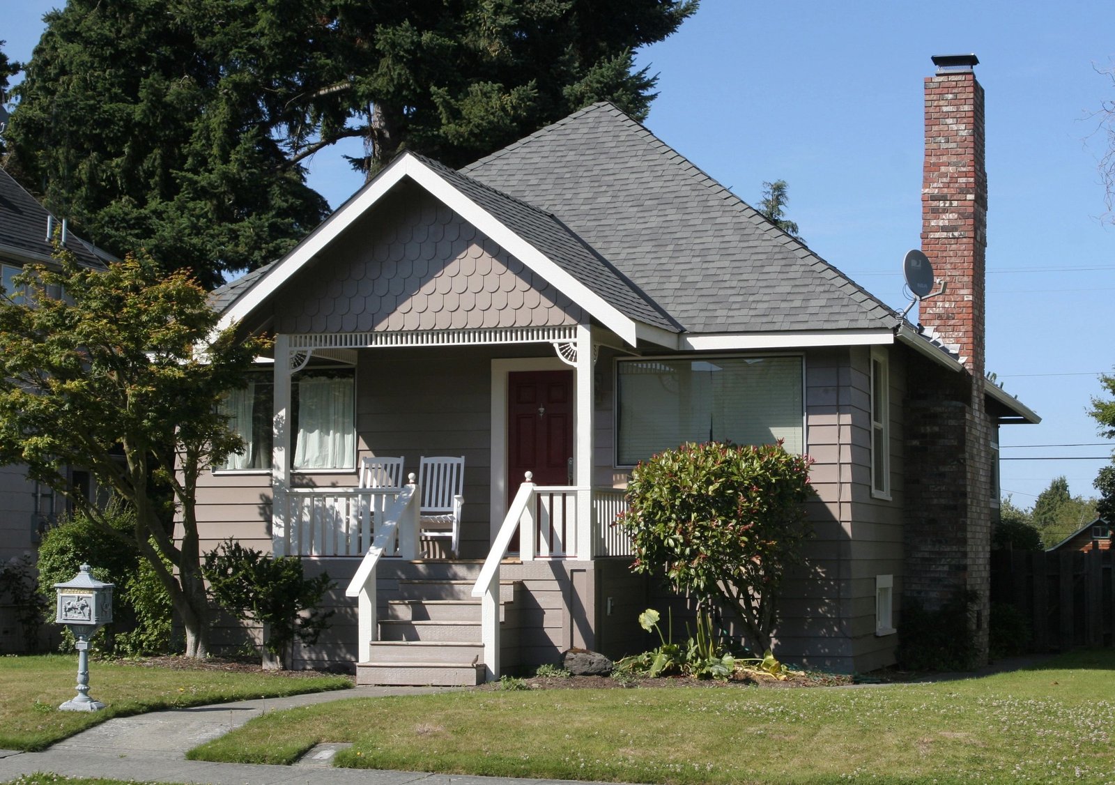 Seamless Gutter Installation